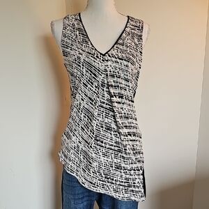 WHBM Black and White Women's Sleeveless Top